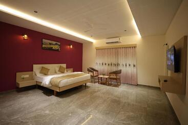 Surya Hill View Resort And Spa