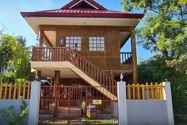 تختخواب و صبحانه Casa Moanna