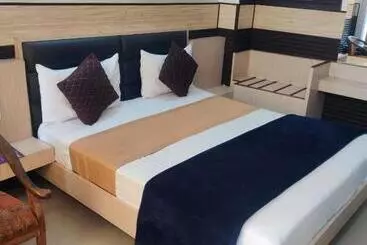 Hotel Bhavini