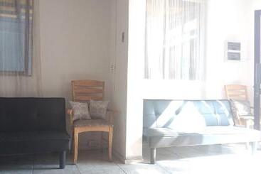 Отель Hostal Rozal Spa Hospicio