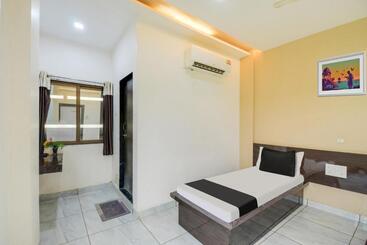 Oyo Hotel Jai Shree Shyam