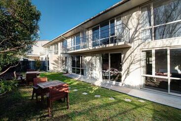 هاستل 85 On Bealey