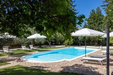 住宿加早餐  Tenuta Dell Inviolata Guest House