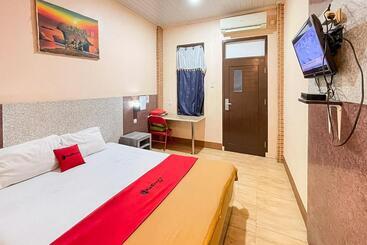 فندق Reddoorz Syariah Near Mall Of Serang