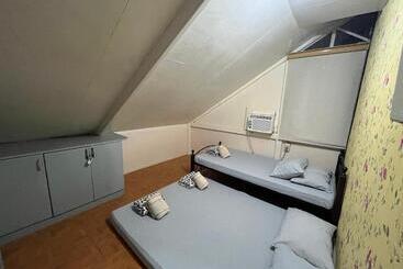 פנסיון Spanish Style Guest House