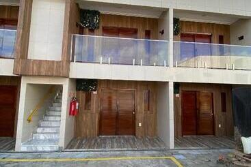 ホテル Pousada Village