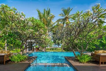 בית מלון כפרי The Sira, A Luxury Collection Resort And Spa, Lombok