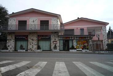 Hotell La Volpe Pescatrice