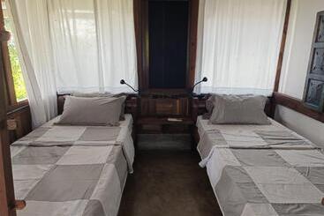 مبيت وإفطار Svarna