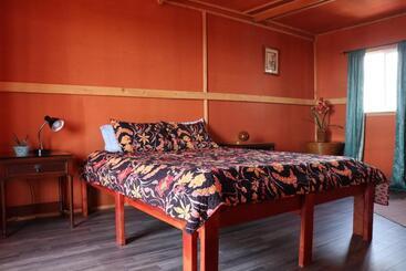 Open Gate Hostel Hawaii