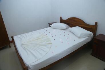 Nocleg ze śniadaniem Manel Villa