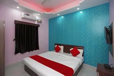 Hotel Savashi Puri Near Sea Beach 300m
