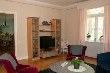 Bed & Breakfast Ekeby I Bro