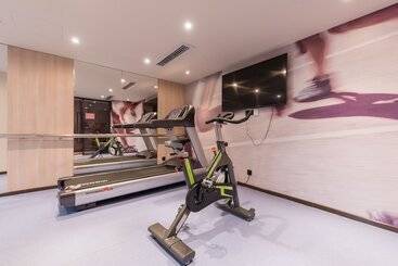 Отель Ibis Guangzhou Yuexiu Park Metro Station