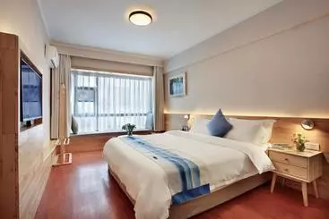 Hotelli Sky Garden Inn