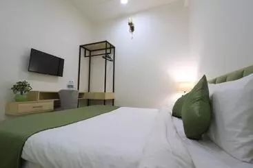 Hotel Around Stays Luxuria