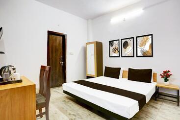 Super Hotel Oo Hotel Shyam Residency Near Samaypur Badli Metro