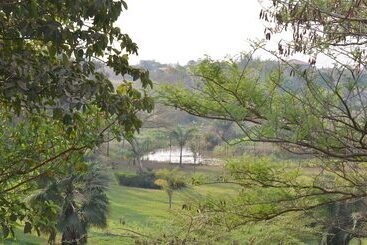 酒店 The Riverside