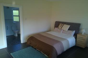 ベッドアンドブレックファースト 1 Bayview