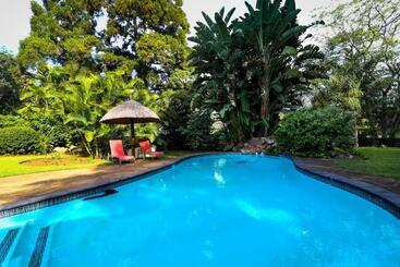 Bed and Breakfast Sibsons House