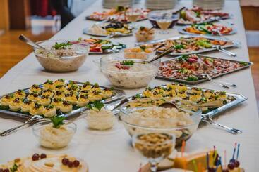 Hotell Bildungshaus St. Hippolyt