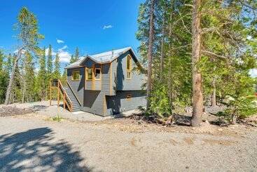 Landhus 24 0082 Fairplay Cabin: Hike, Fish, Ski!