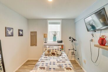 Bigfork Cottage W/ Hot Tub ~ 6 Mi To Flathead Lake