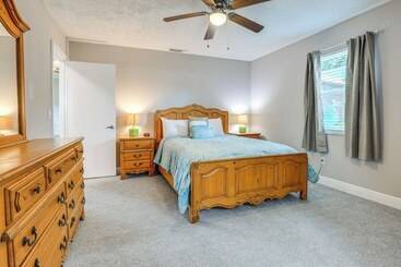 Dom wiejski Private Pool: Dog Friendly Port St Lucie Home!