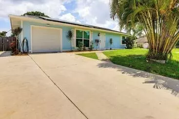 コテージ Private Pool: Dog Friendly Port St Lucie Home!