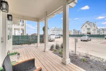 کلبه Suns Out Buns Out 113 Tea