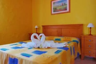 Bungalow-majoitus Castillo Beach