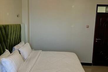 ホテル Dollar Springs