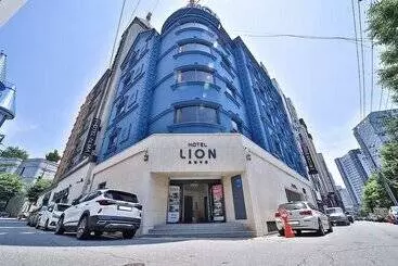 Motel Lion