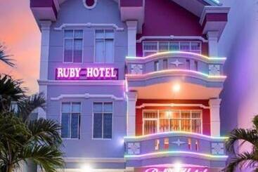 Ruby Hotel Côn đảo