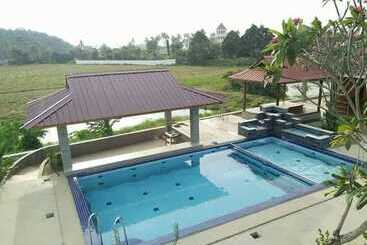 Chuu Pun Village Resort