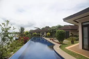 Resort Nine Degrees North Pavilion