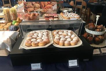 G&d Hotel Deanna Golf