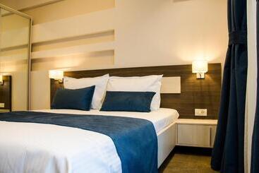 호텔 Milano Blue Mamaia