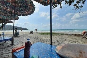 هاستل Runa Runa The Best Samed Island