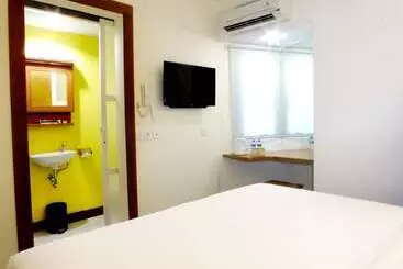 Hotelli Nunia Inn Bandara Jakarta