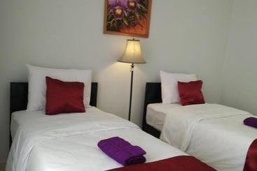 Otel Cahaya Adrian Near Komodo Airport