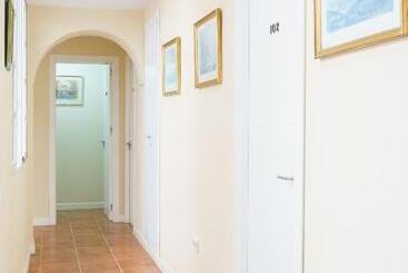 فندق Carlos V Jerez By Vivere Stays