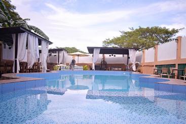 בית מלון כפרי Zen Rooms B.m. Road