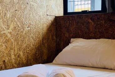 Albergue Ralph Bangkok