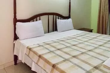 Etana Motel