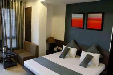 هتل Shalimar Deluxe