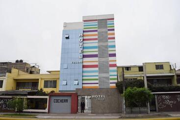 هتل Colors Canada