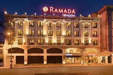 فندق Ramada Encore Gebze