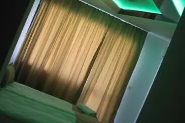 Hotel Tiara