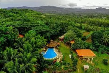 Al Hamra Jungle Resort